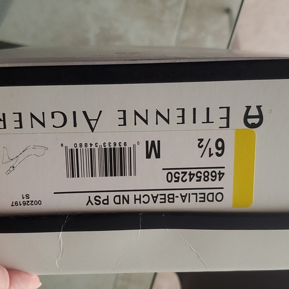 NIB Etienne Aigner tan patent 3" open toe sling back shoes - Picture 6 of 6